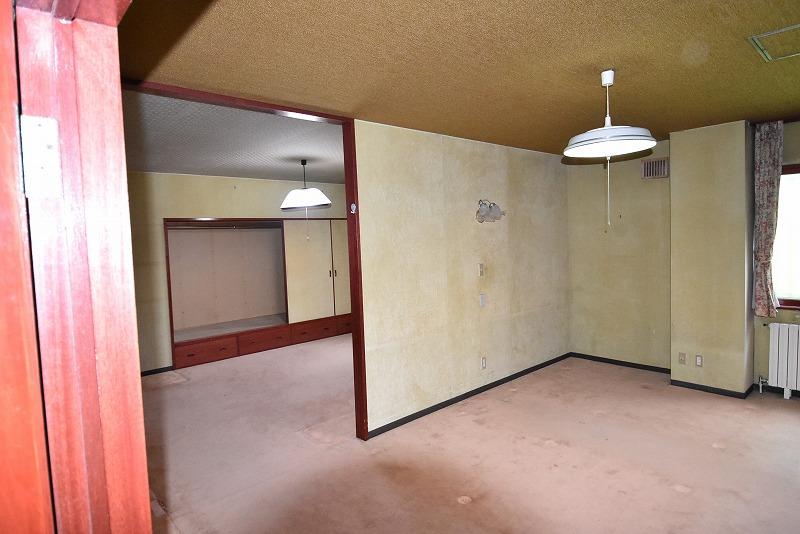 大型住居　滝川市大町6丁目 内観