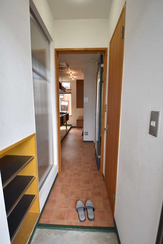 収益　花々館 内観