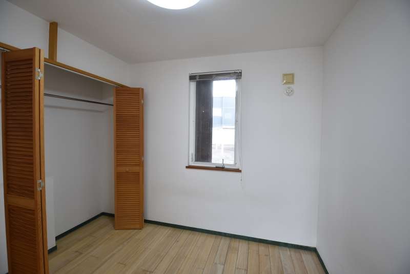 収益　花々館 内観