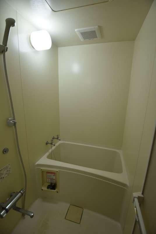 収益　花々館 内観