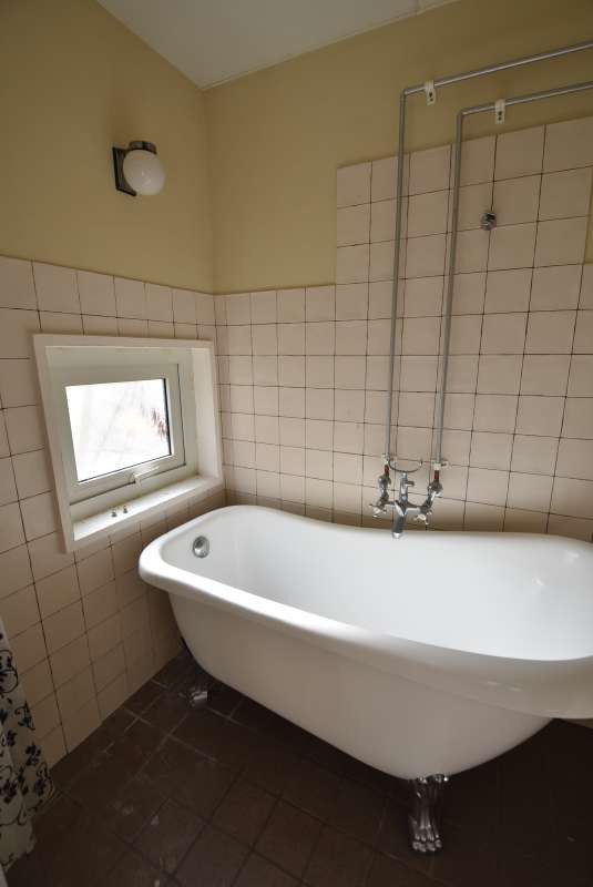 収益　花々館 内観