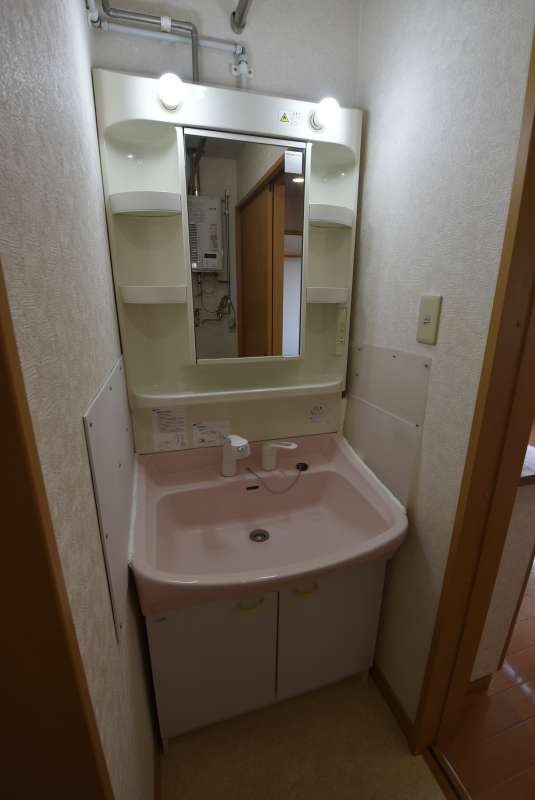 収益　ブルーソール 内観