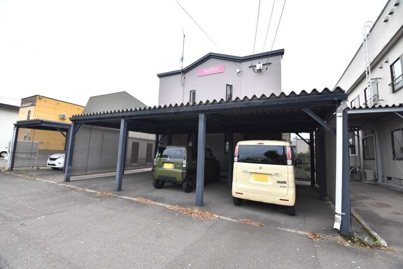 収益　サンリッツ 内観