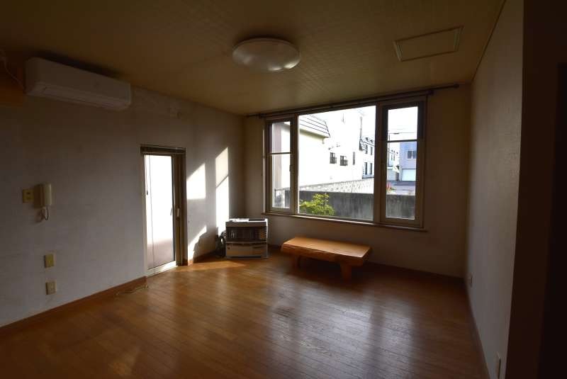戸建　豊岡8条2丁目 内観