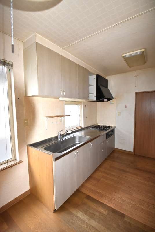戸建　豊岡8条2丁目 内観