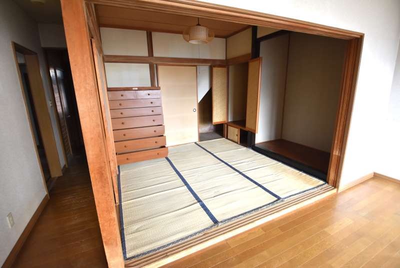 戸建　豊岡8条2丁目 内観