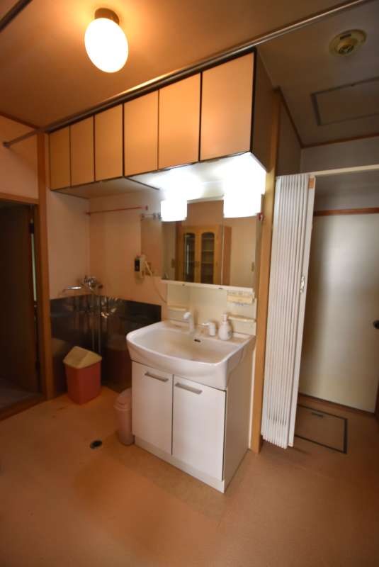 戸建　東8条1丁目 内観