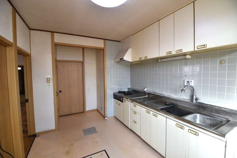 戸建　東8条1丁目 内観