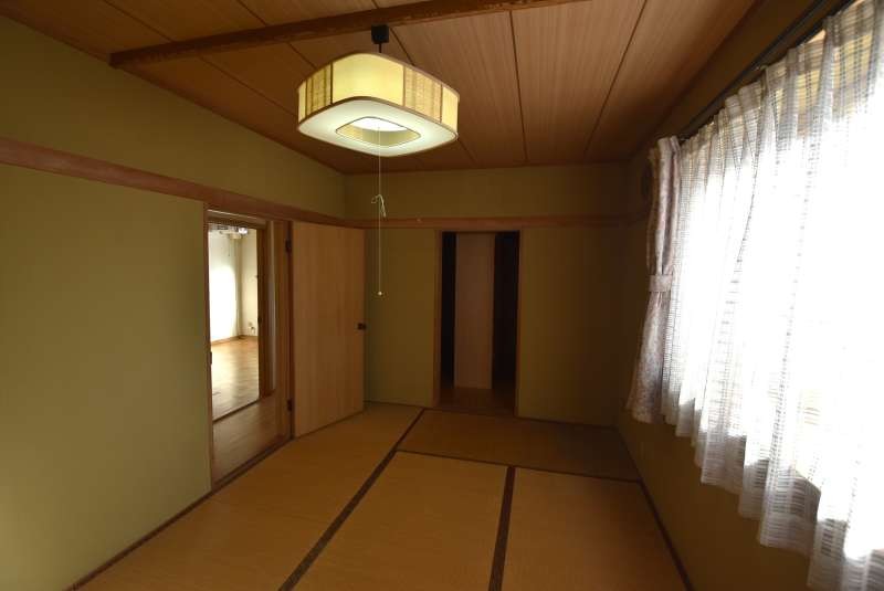 戸建　東8条1丁目 内観