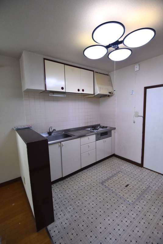 戸建　神楽岡6条4丁目 内観