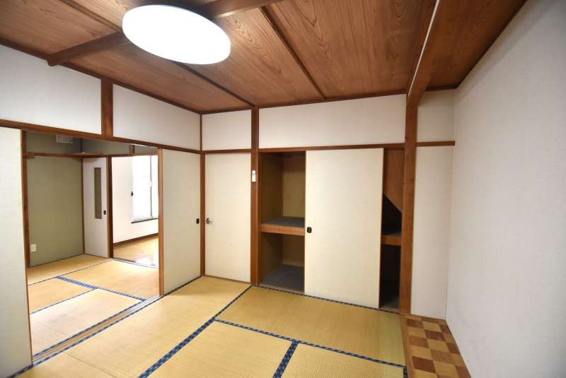 戸建　神楽岡6条4丁目 内観