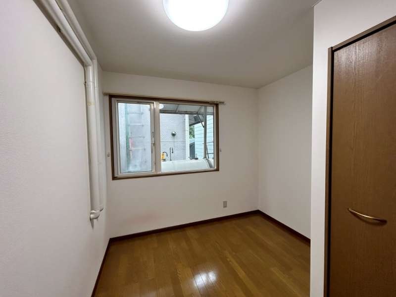 収益　プレステージ 内観