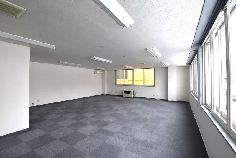 収益　9条通15丁目一棟ビル 内観