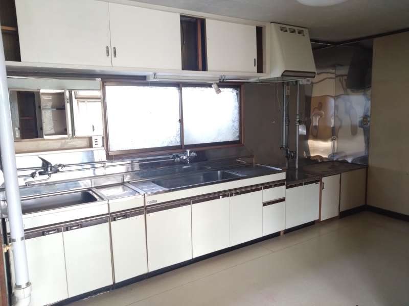 戸建　東5条9丁目 内観
