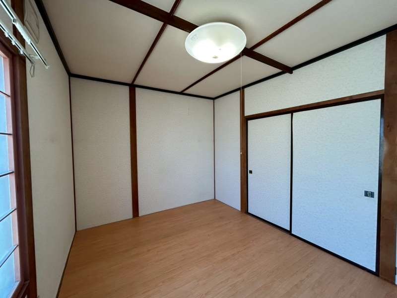 収益　サンフラワー神居 内観